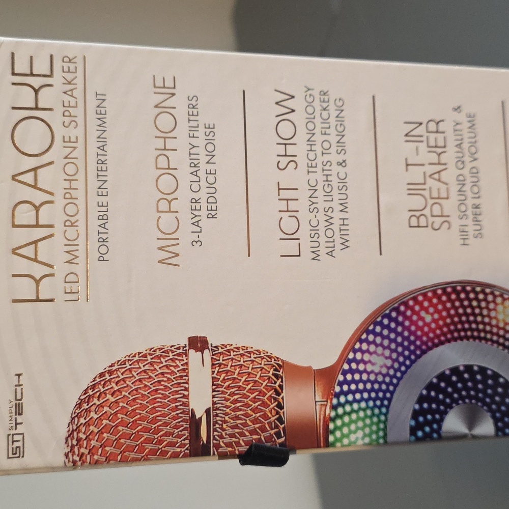 SIMPLY TECH KARAOKE NEW LED Microphone Speaker - Picture 8 of 11